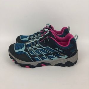 Merrell Moab FST Low Waterproof Hiking Trail Shoe Kids Girls Size 3 Blue Pink